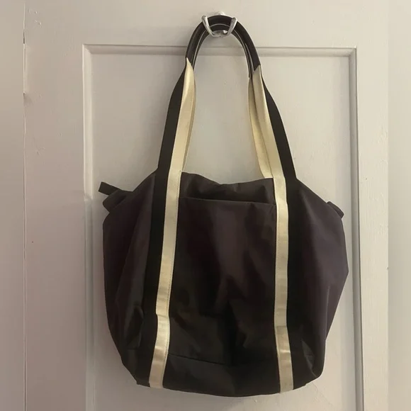 Kate Spade Large Tote - Picture 3 of 8